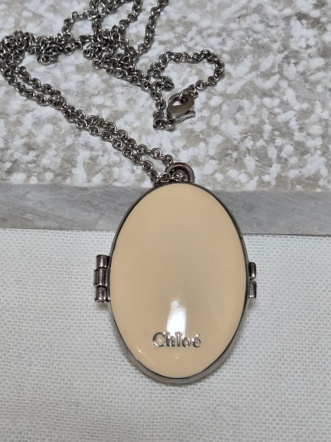 끌로에 고체향수 로켓 상품이미지2