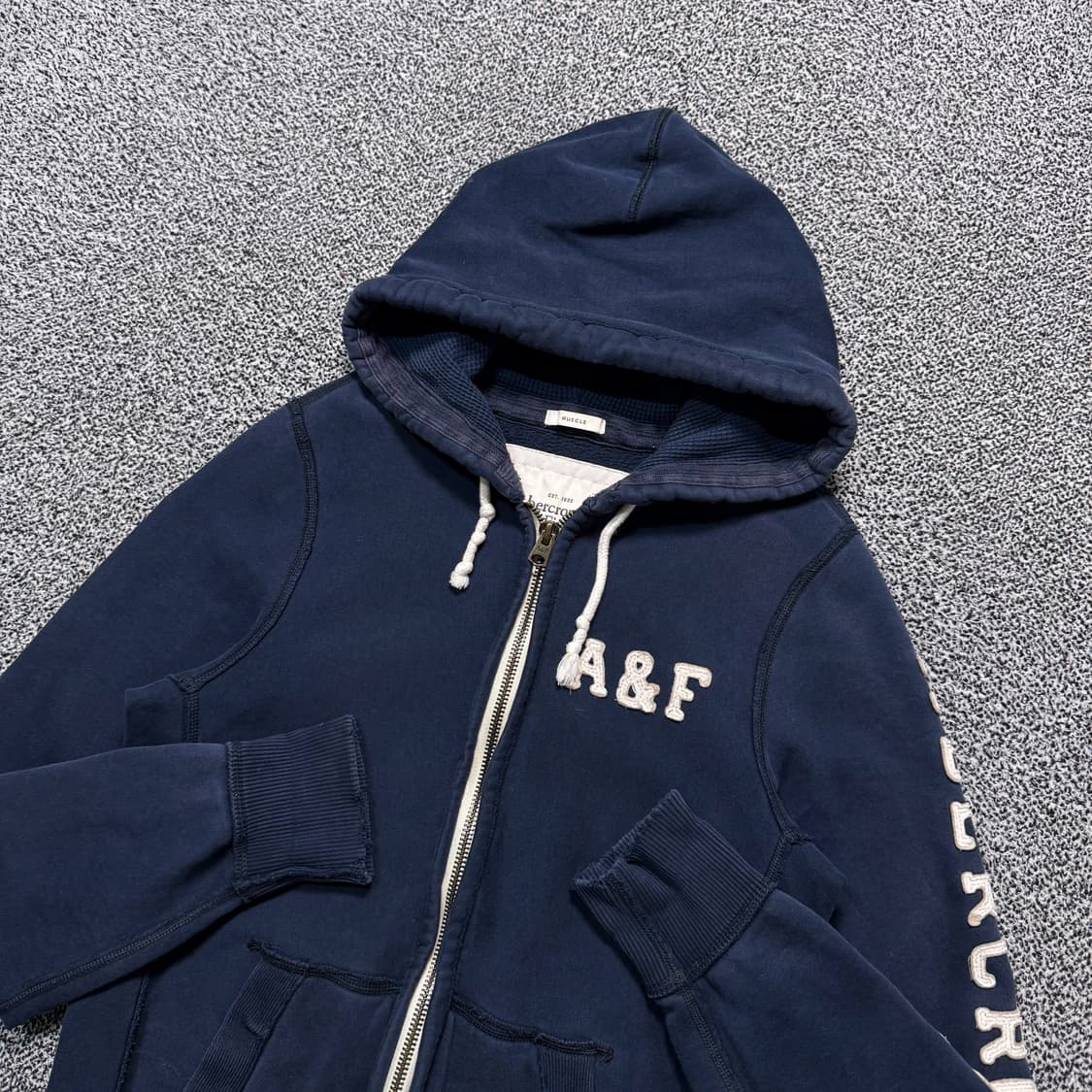 Name : 아베크롬비 사이드 포인트 스펠로고 네이비컬러 후드집업 :) 상품이미지2