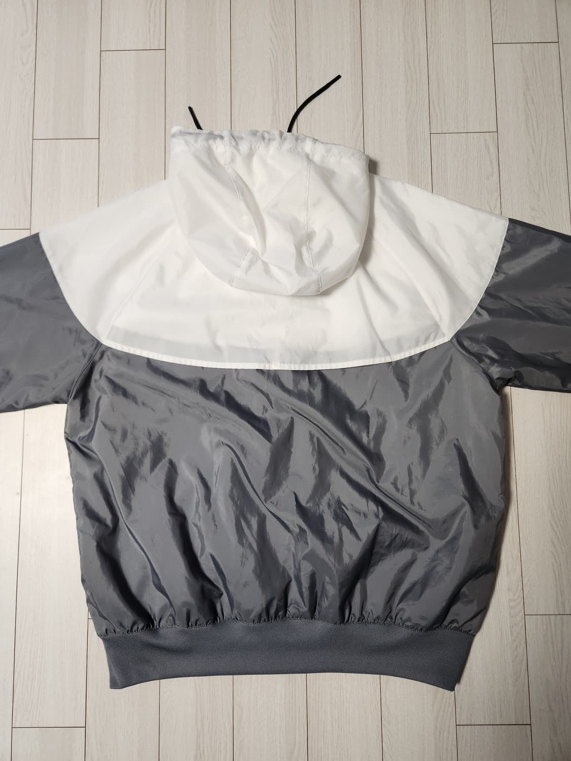 새상품급)나이키 우븐 윈드러너 후드 바람막이 재킷 DA0002-084 사 상품이미지6