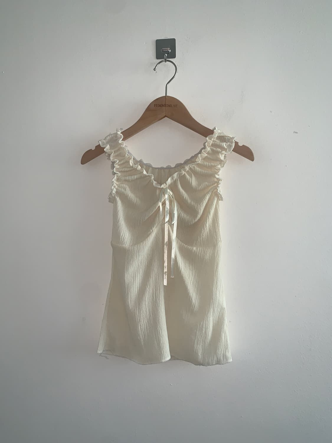 Frill sleeveless ribbon top 상품이미지1