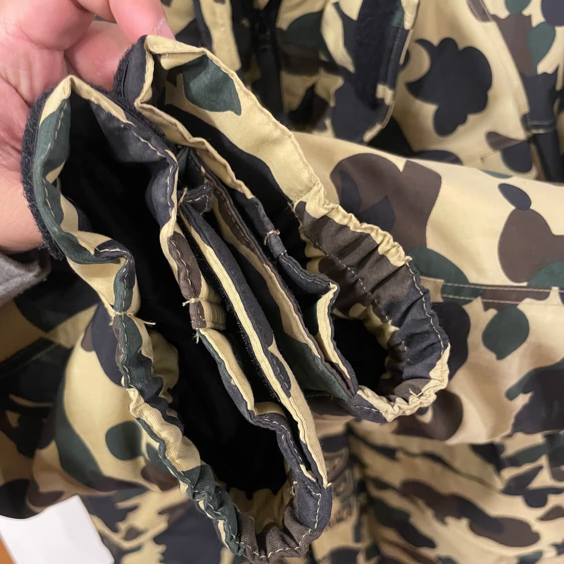 베이프 퍼스트카모 황계 패딩 상품이미지8