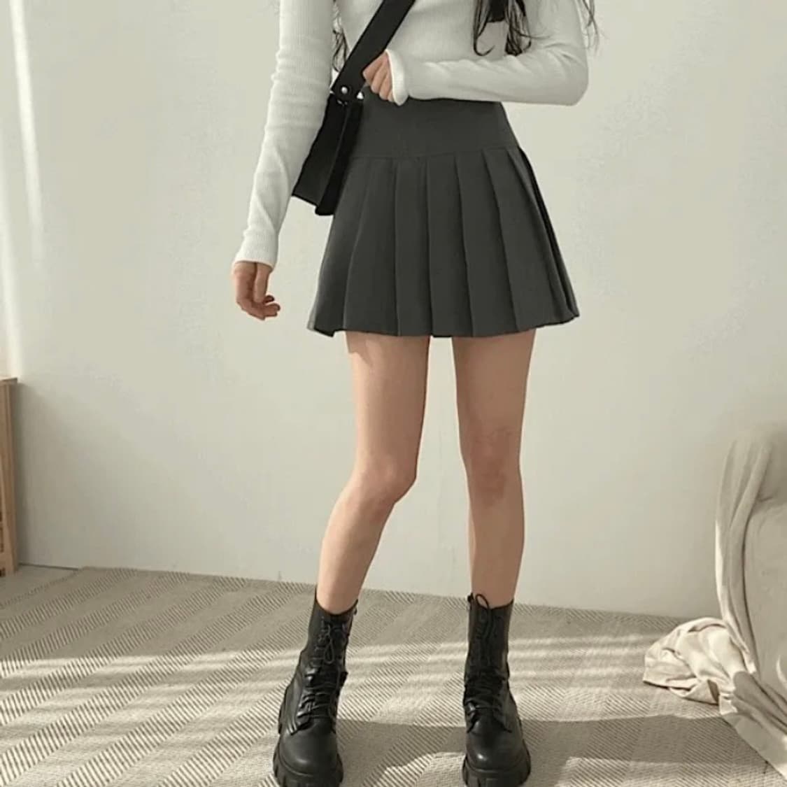 에이블리 럽앤썸 안감바지 플리츠 테니스 미니스커트 그레이 상품이미지1