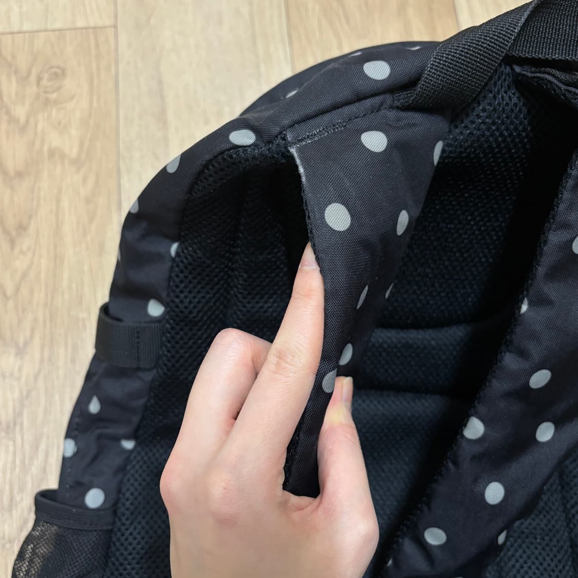 이스트보이 그레이 블랙 도트 백팩 배낭 노트북 가방 빈티지 모리걸 레어 상품이미지5