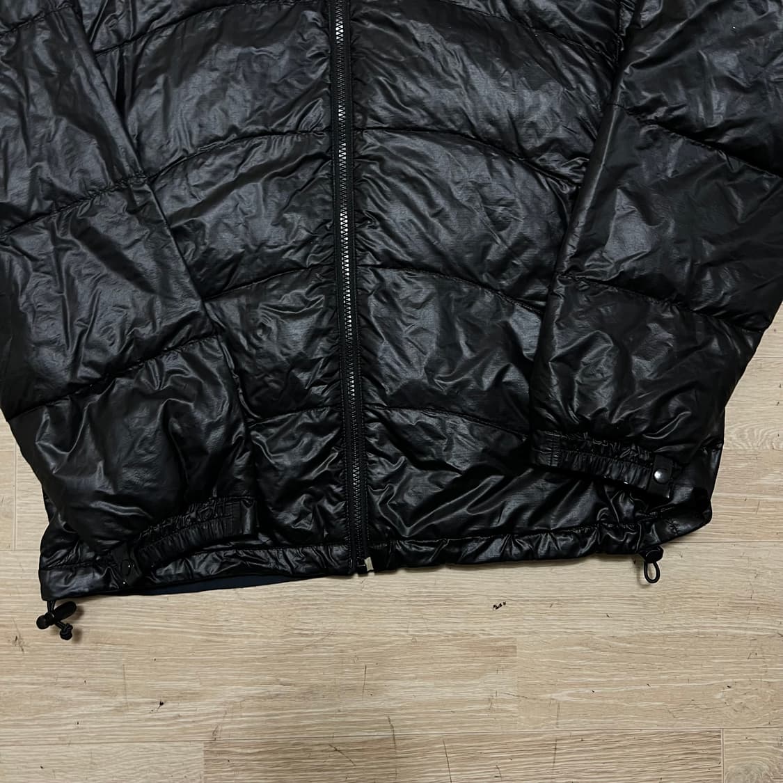 노스페이스 써밋시리즈 덕다운 경량패딩 점퍼 [블랙] M/95 상품이미지3