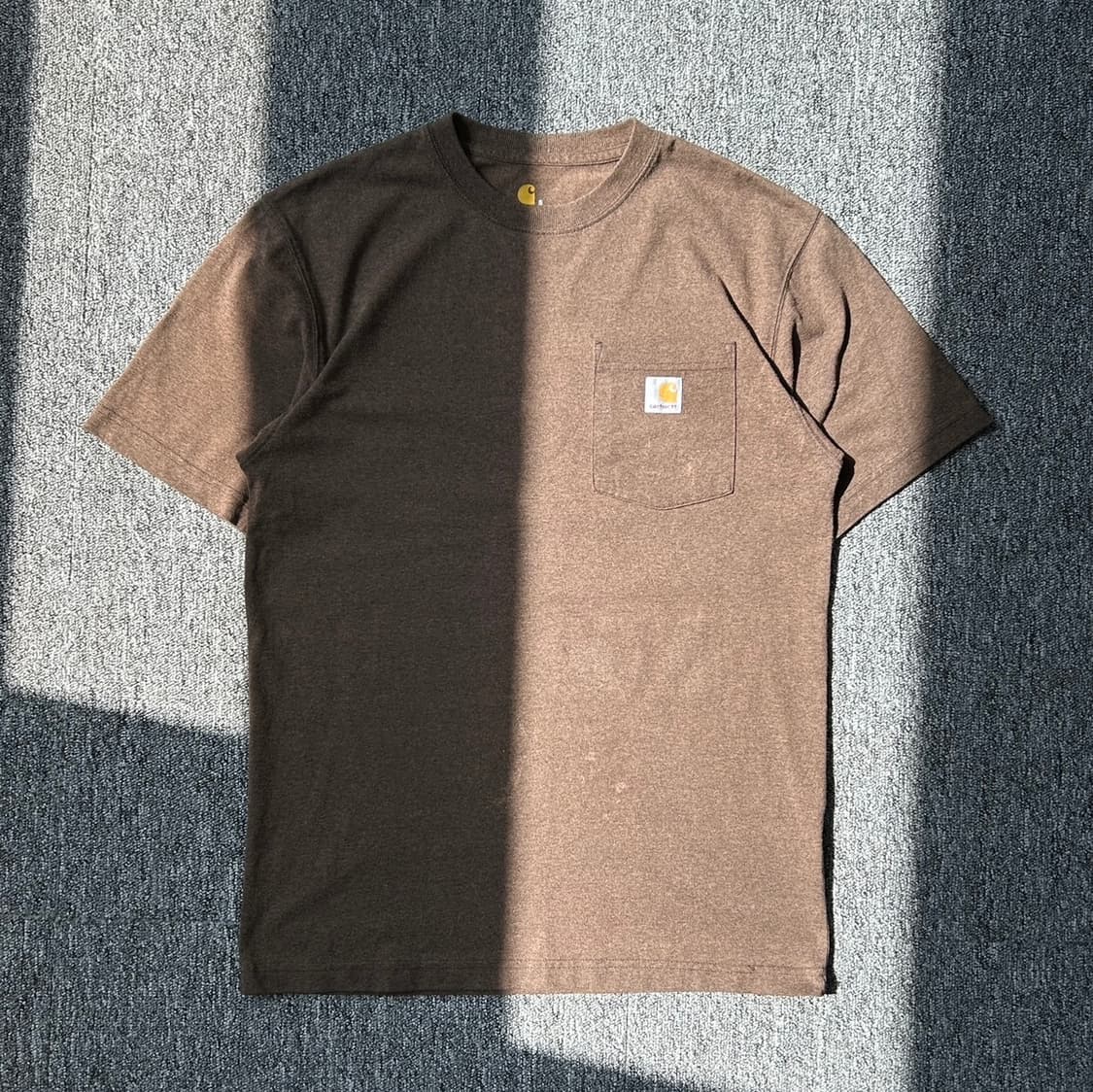 칼하트 워크웨어 포켓 반팔티셔츠  상품이미지1