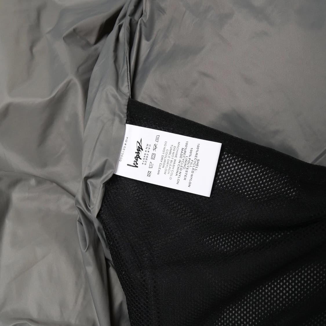 스투시 패딩 상품이미지2