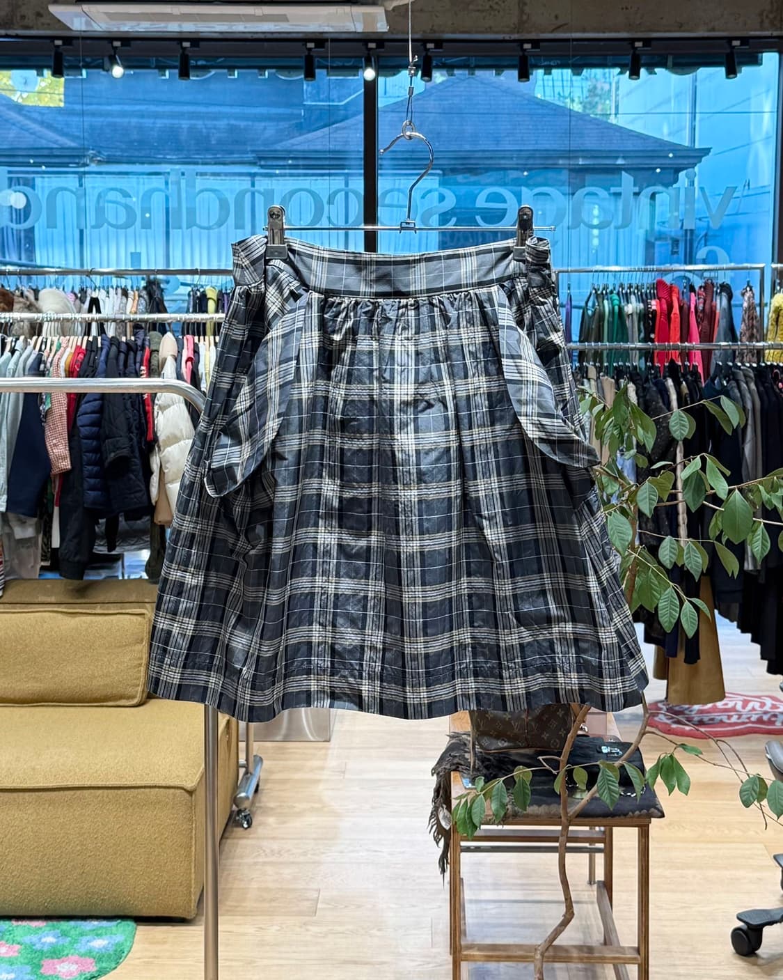 비비안웨스트우드 블랙 체크 폴리에스터 미니스커트  상품이미지1