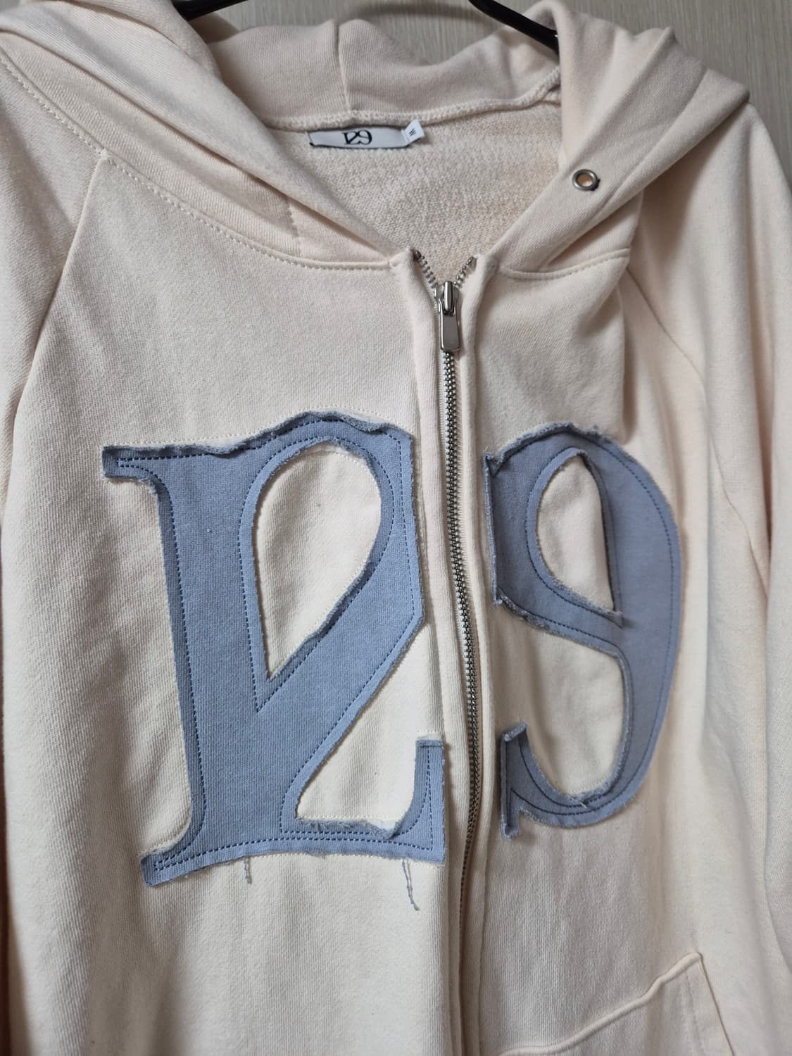 일리고 로고패치  후드집업 m 사이즈  ILLIGO 상품이미지5