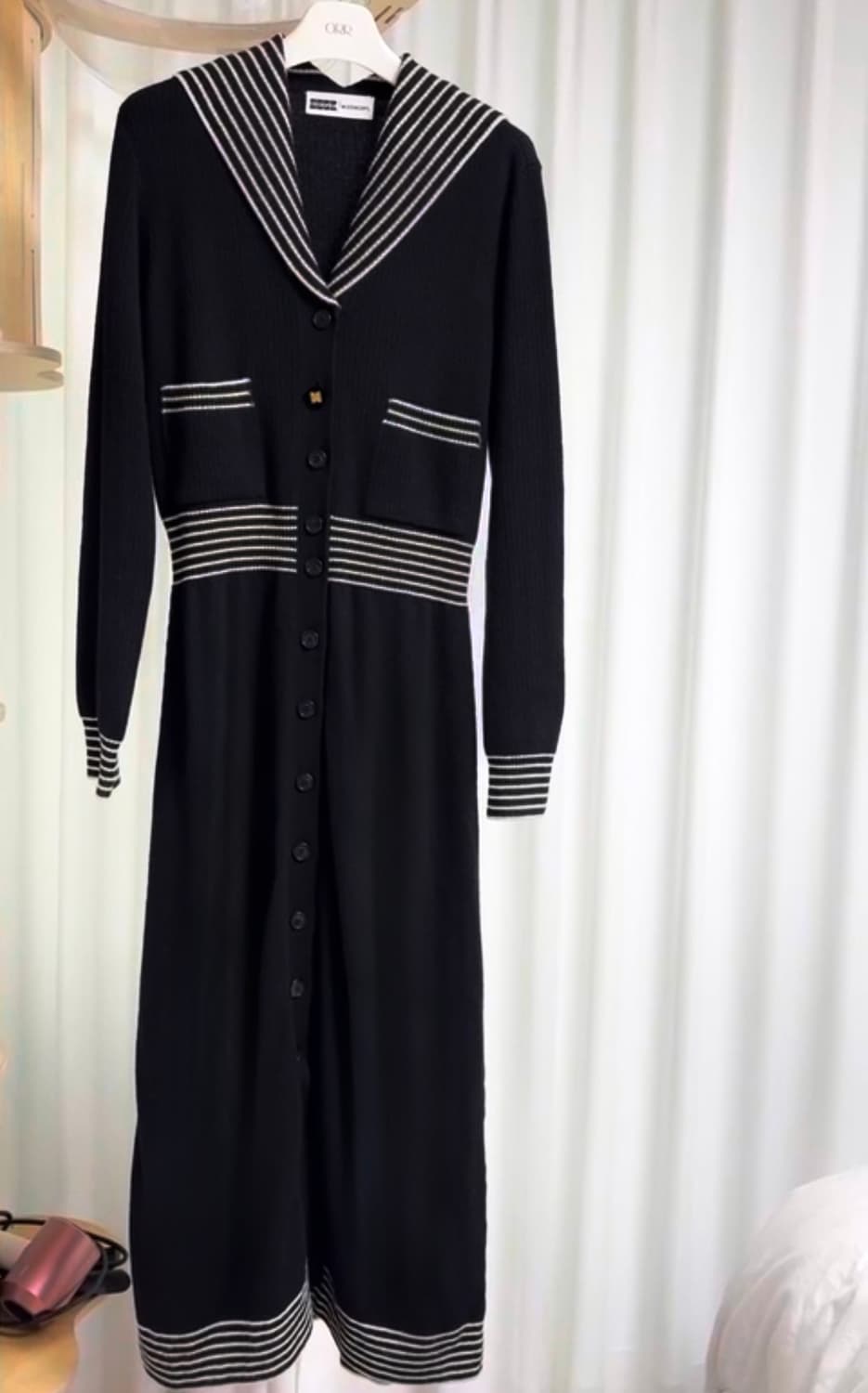 잉크 세일러 칼라 니트 원피스 블랙 상품이미지5