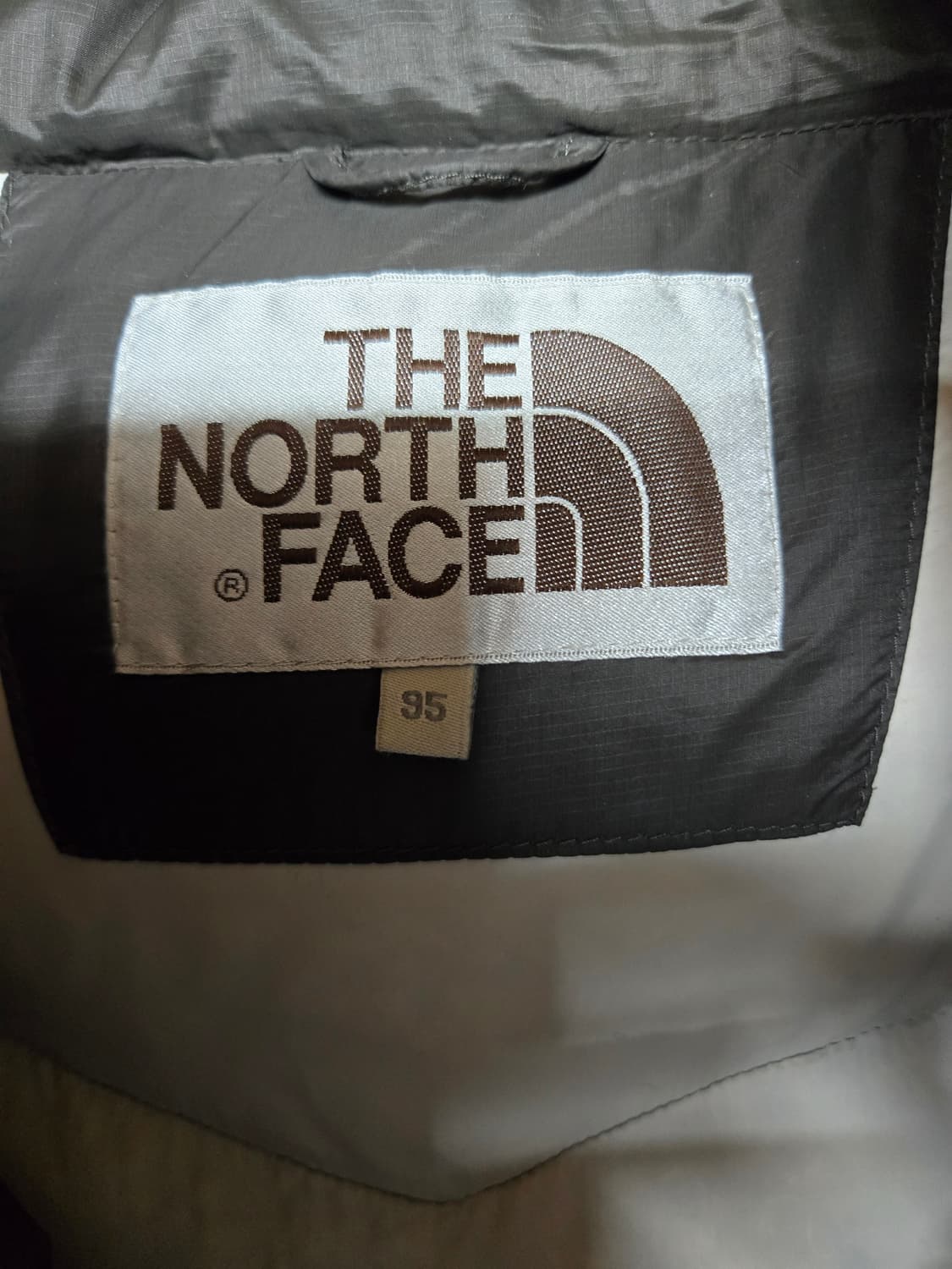 노스페이스 여성 몬타누스 화이트라벨 구스다운 700필 경량 롱패딩 XL 상품이미지8