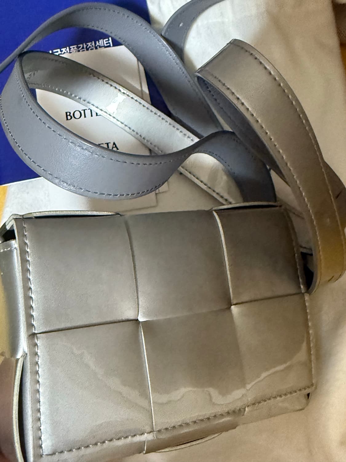 보테가베네타 미니 카세트백 실버 상품이미지3