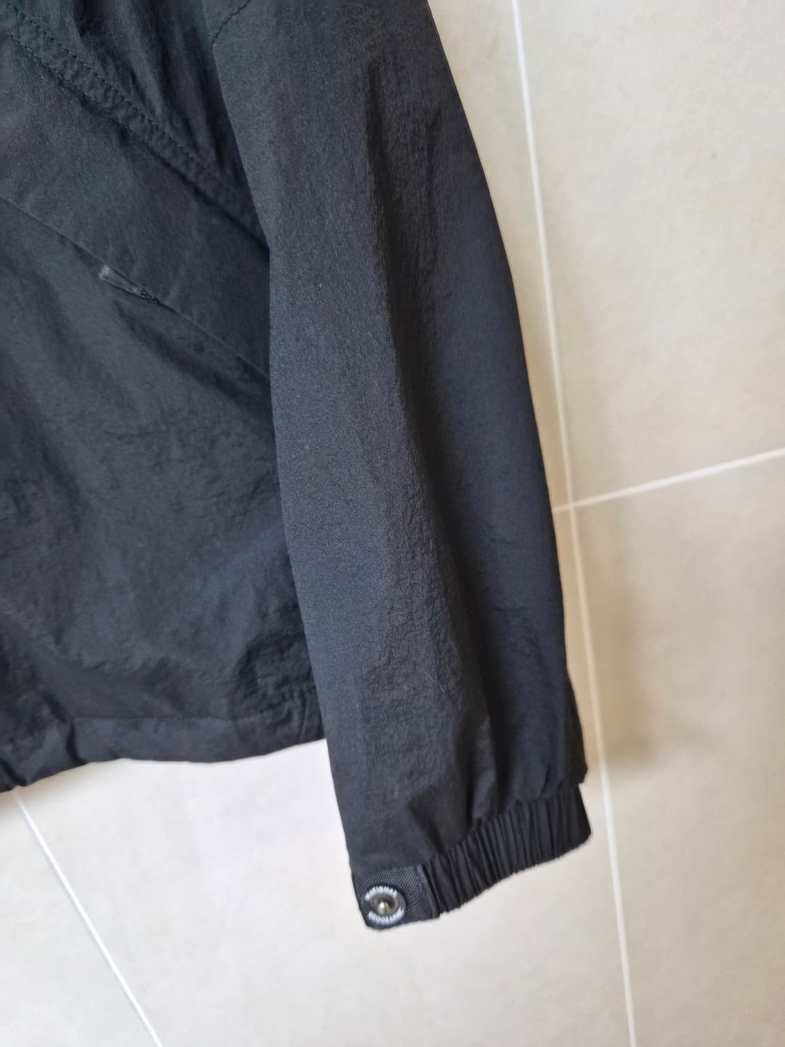 내셔널지오그래픽 여성 바람막이 90 상품이미지3