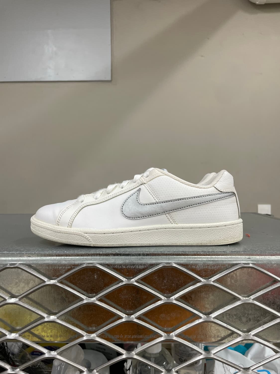 나이키 코트로얄 화이트 그레이 240 상품이미지1