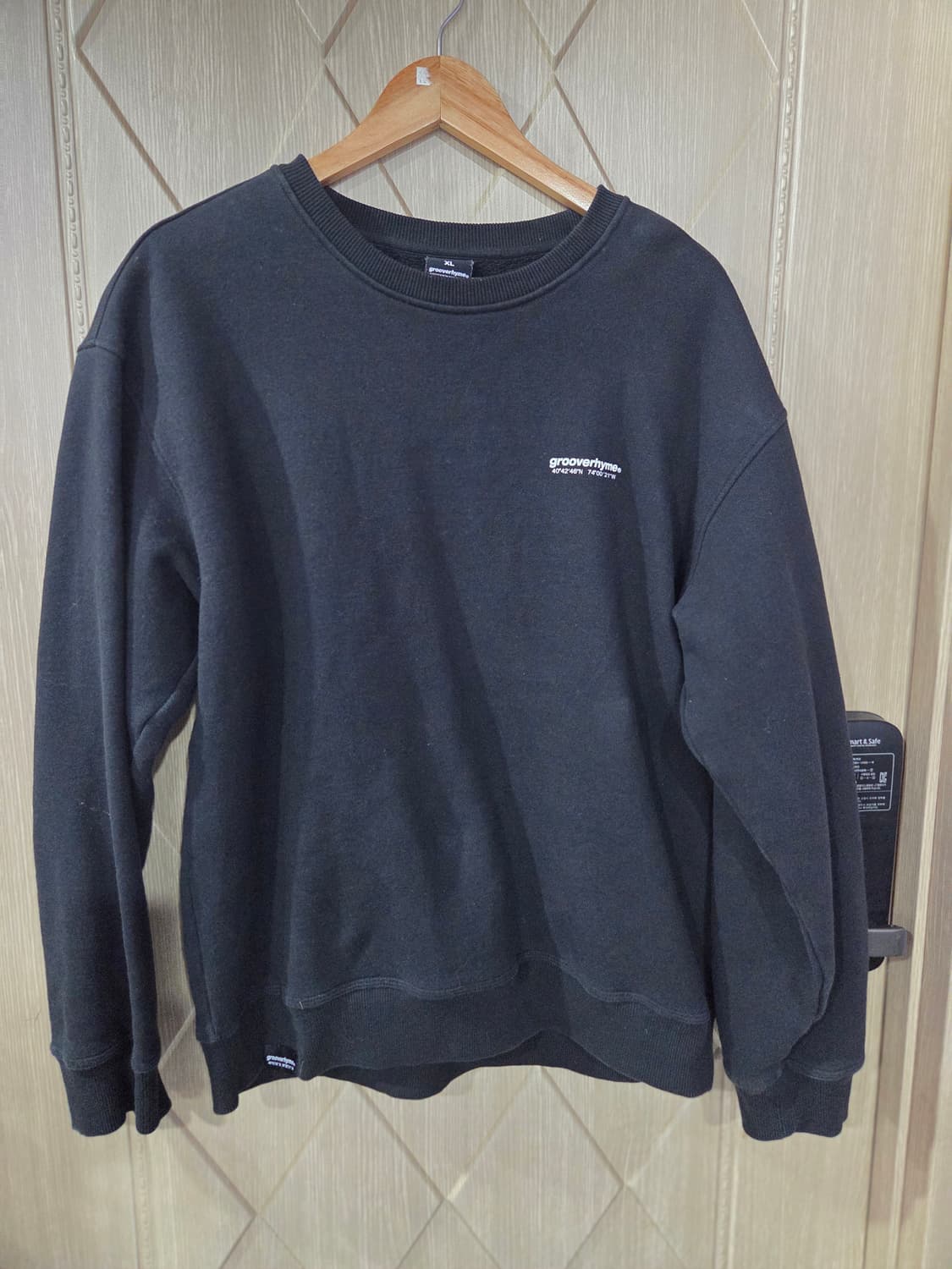 남성 블랙맨투맨 상품이미지1