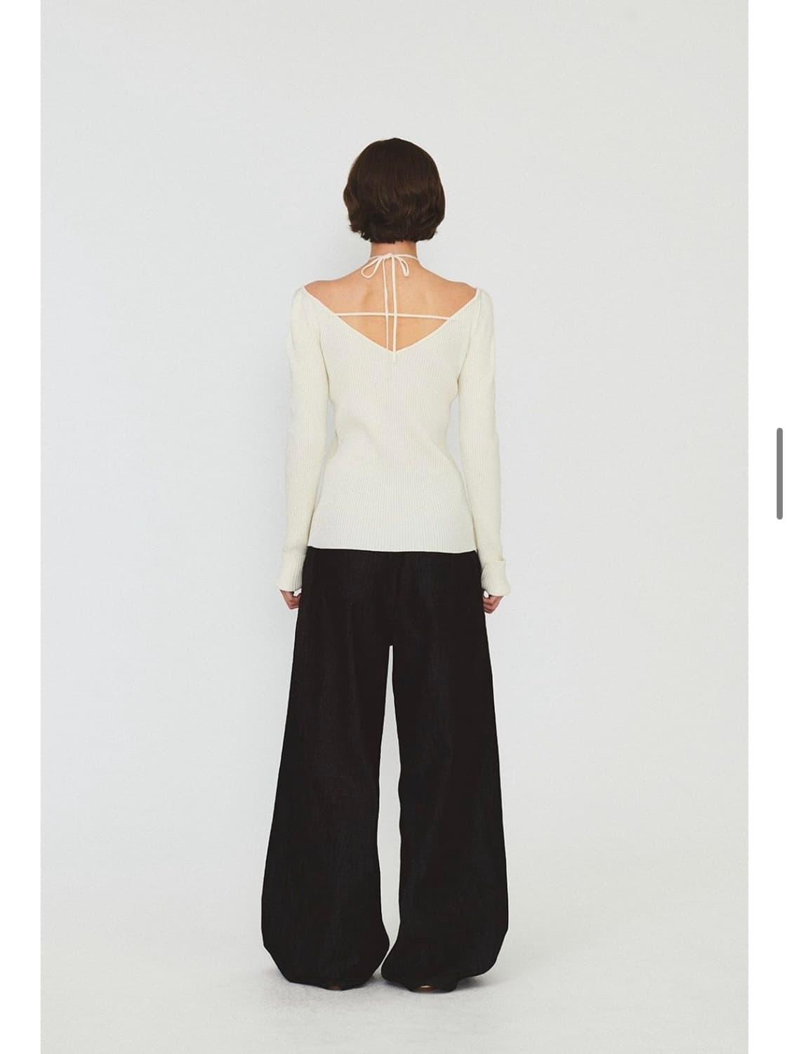 다이애그널 V NECK STRAP KNIT (ivory) 상품이미지3