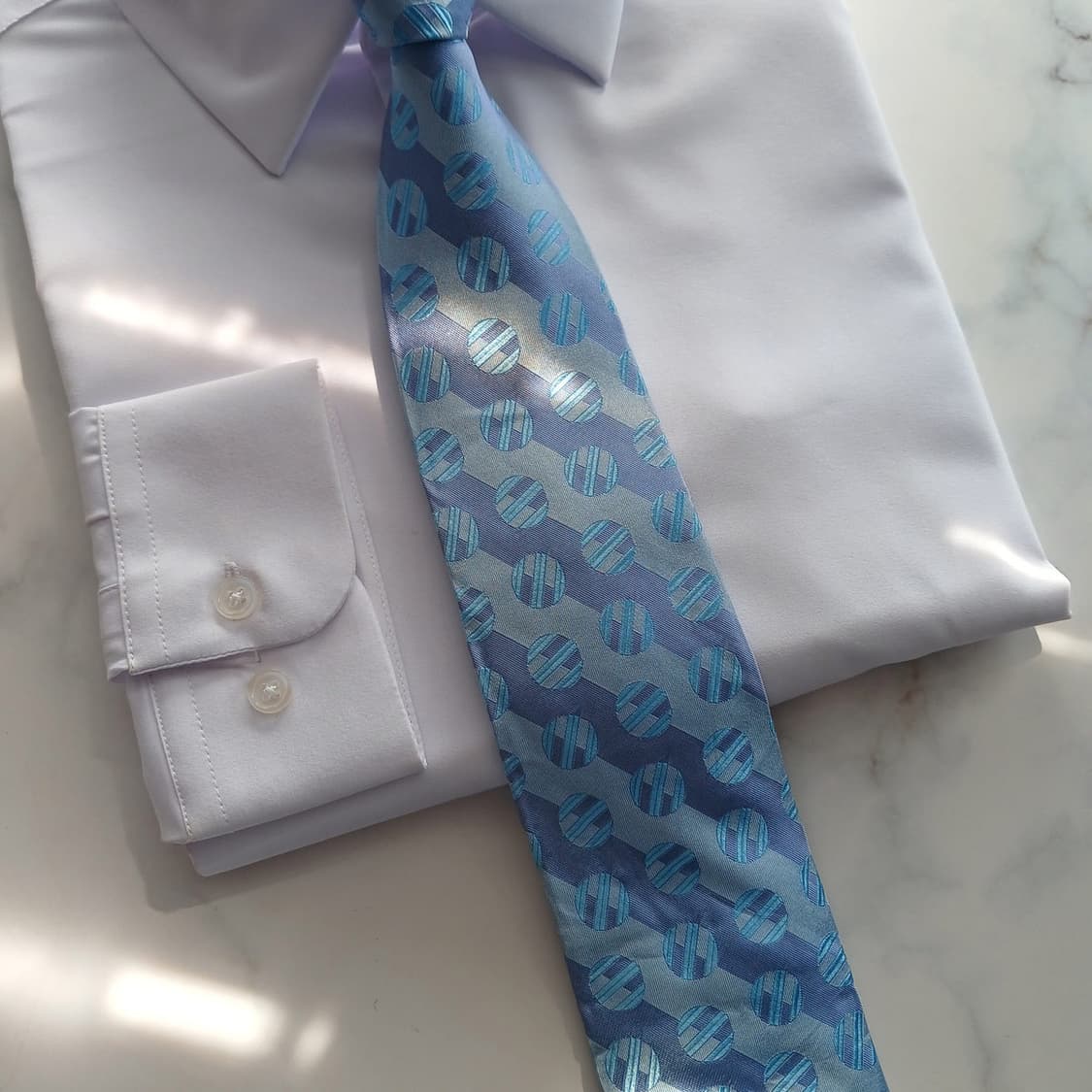 마이클코어스 실크 원형 패턴 넥타이 8.2cm A~B등급 A18482
 상품이미지5