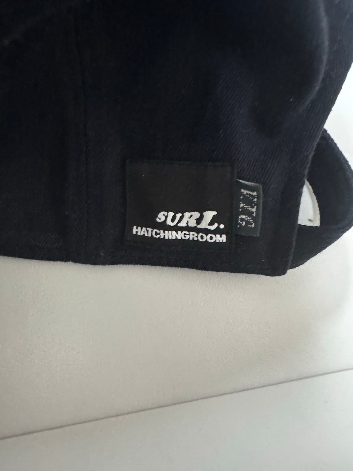 해칭룸 x SURL 볼캡 다크네이비 상품이미지3