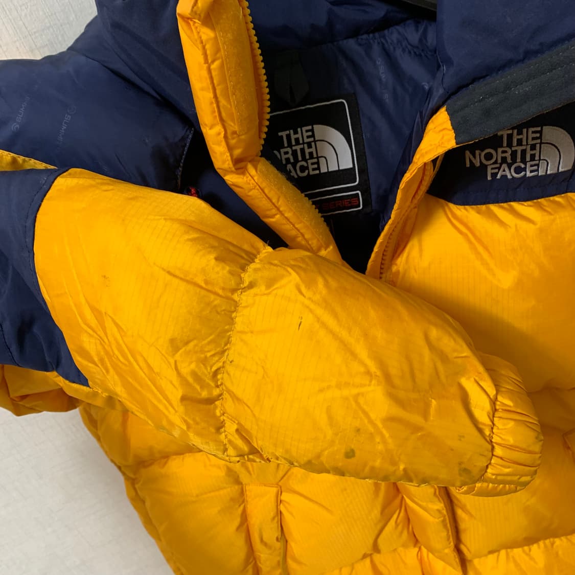 노스페이스 700 구스다운 M 거위털 써밋 패딩 옐로우 상품이미지9