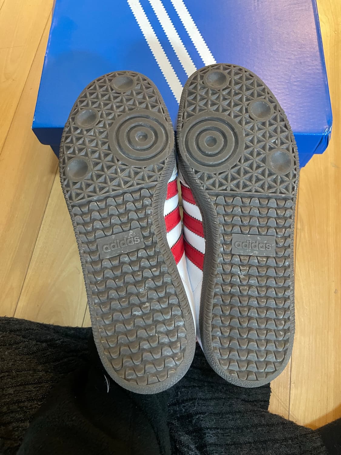 아디다스 삼바 OG 화이트 베러 스칼렛 240 상품이미지4