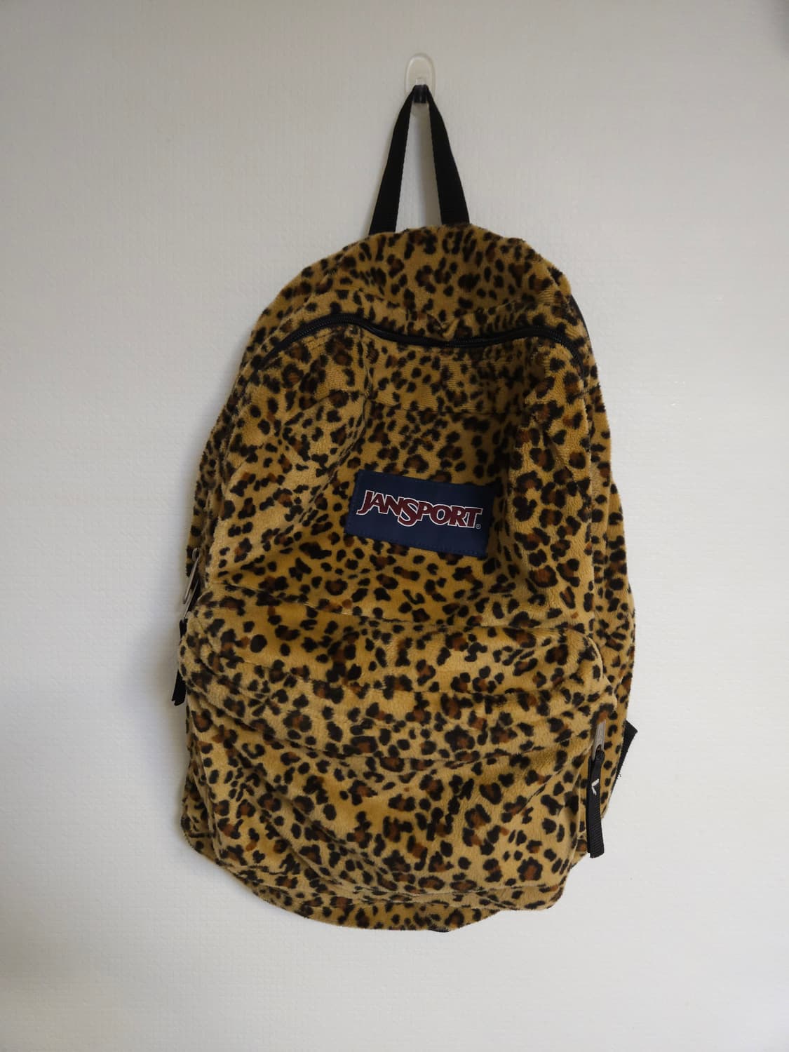 잔스포츠 레오파드 백팩 상품이미지1