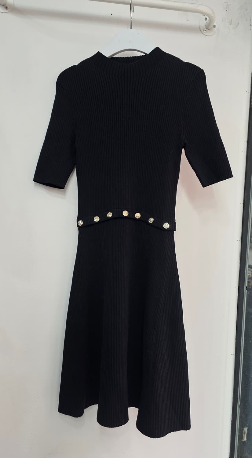 마쥬 여성 반팔 니트 원피스 상품이미지1