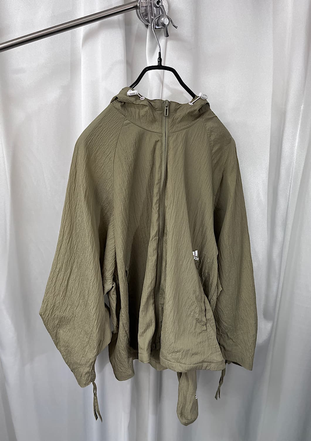 adidas  상품이미지1