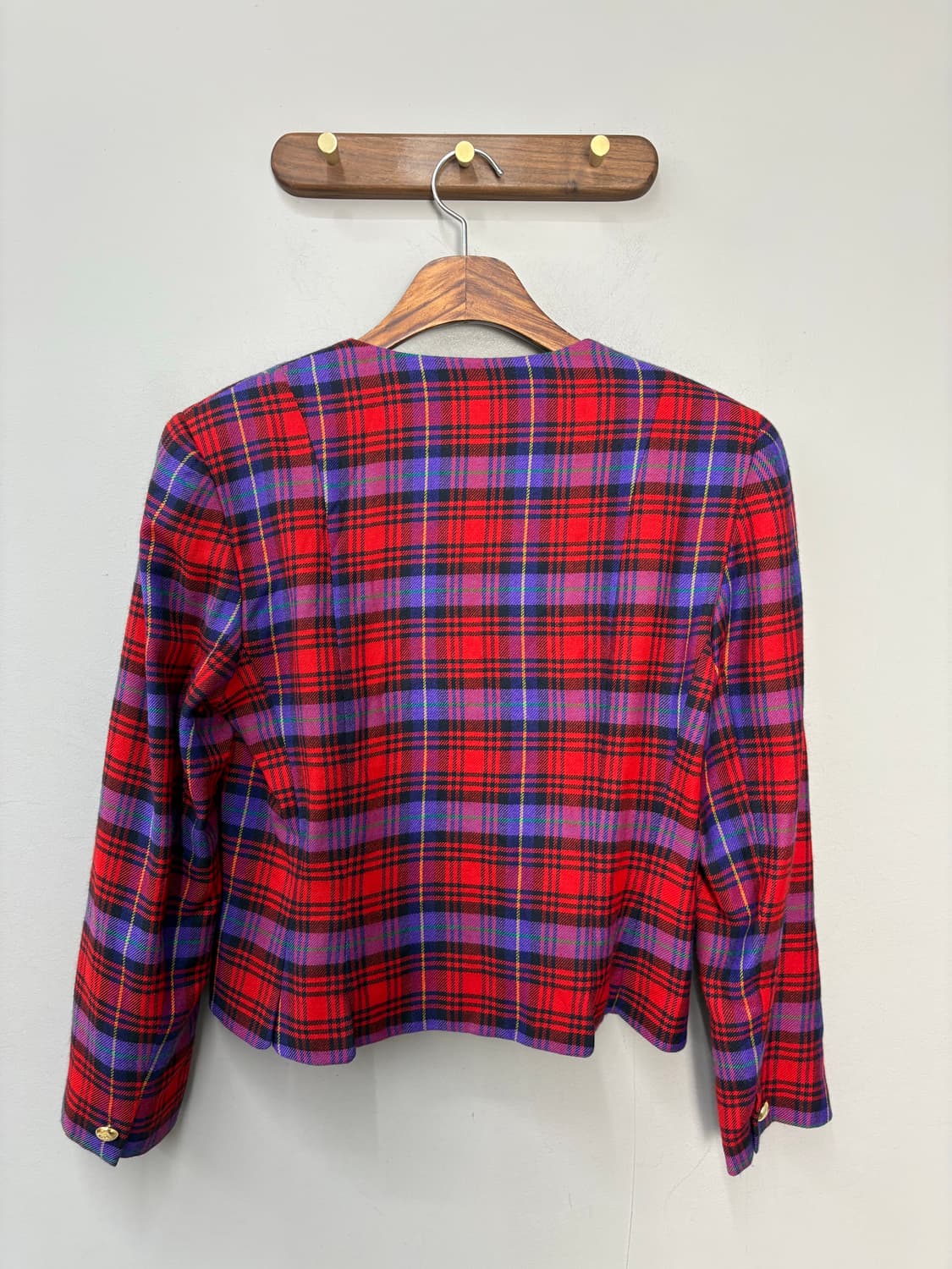 발렌시아가 논칼라 체크 자켓 A3250 상품이미지5