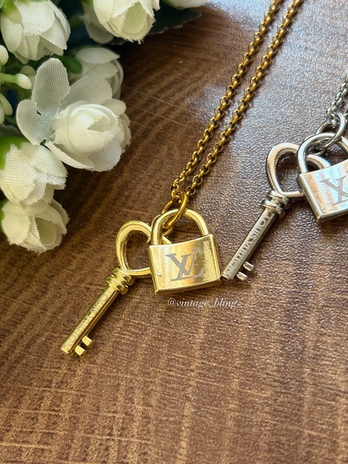 루이비통 패드락 하트 키 목걸이 상품이미지3
