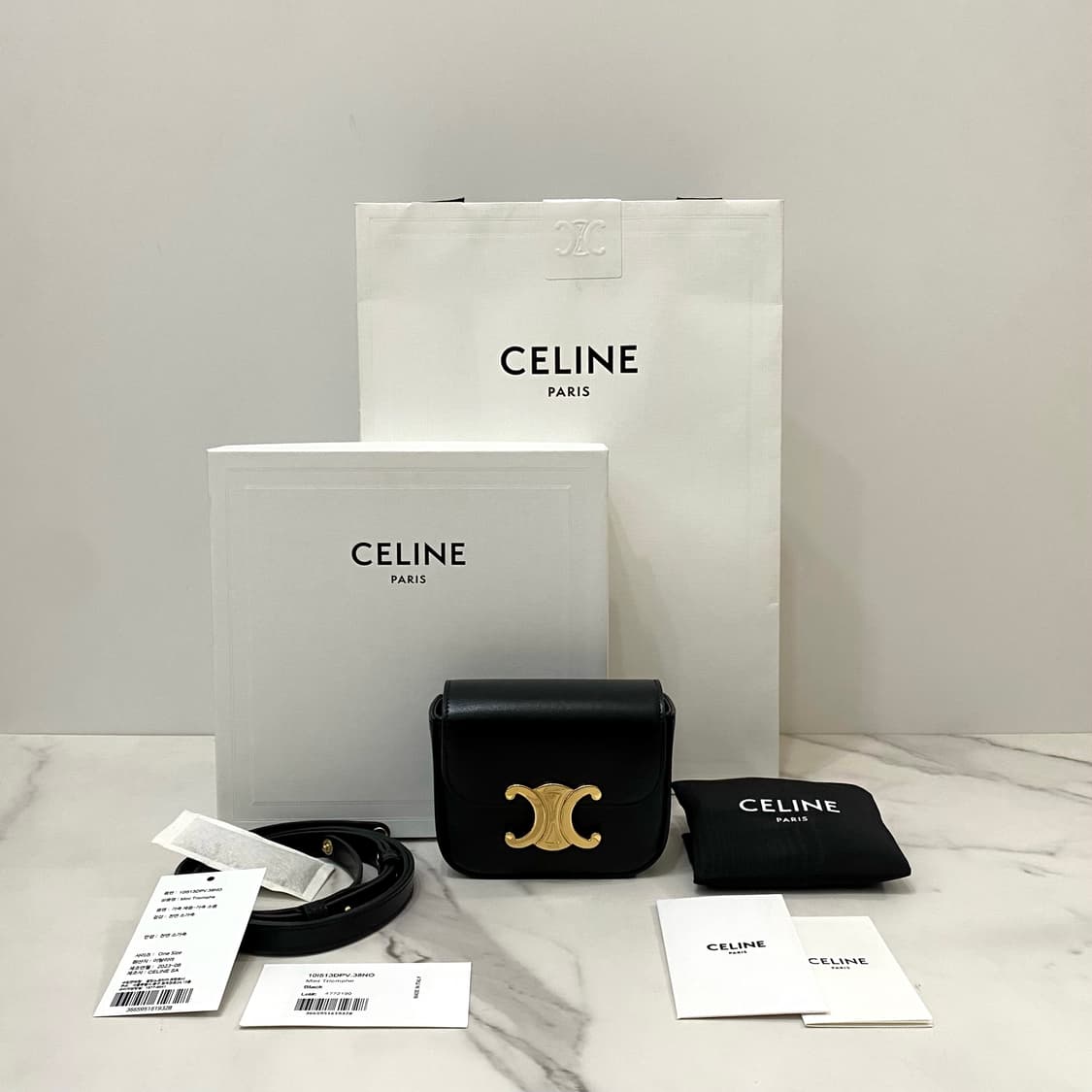 거의새것 셀린느 미니 클로드 샤이니 카프스킨 블랙 여성 가방 상품이미지1