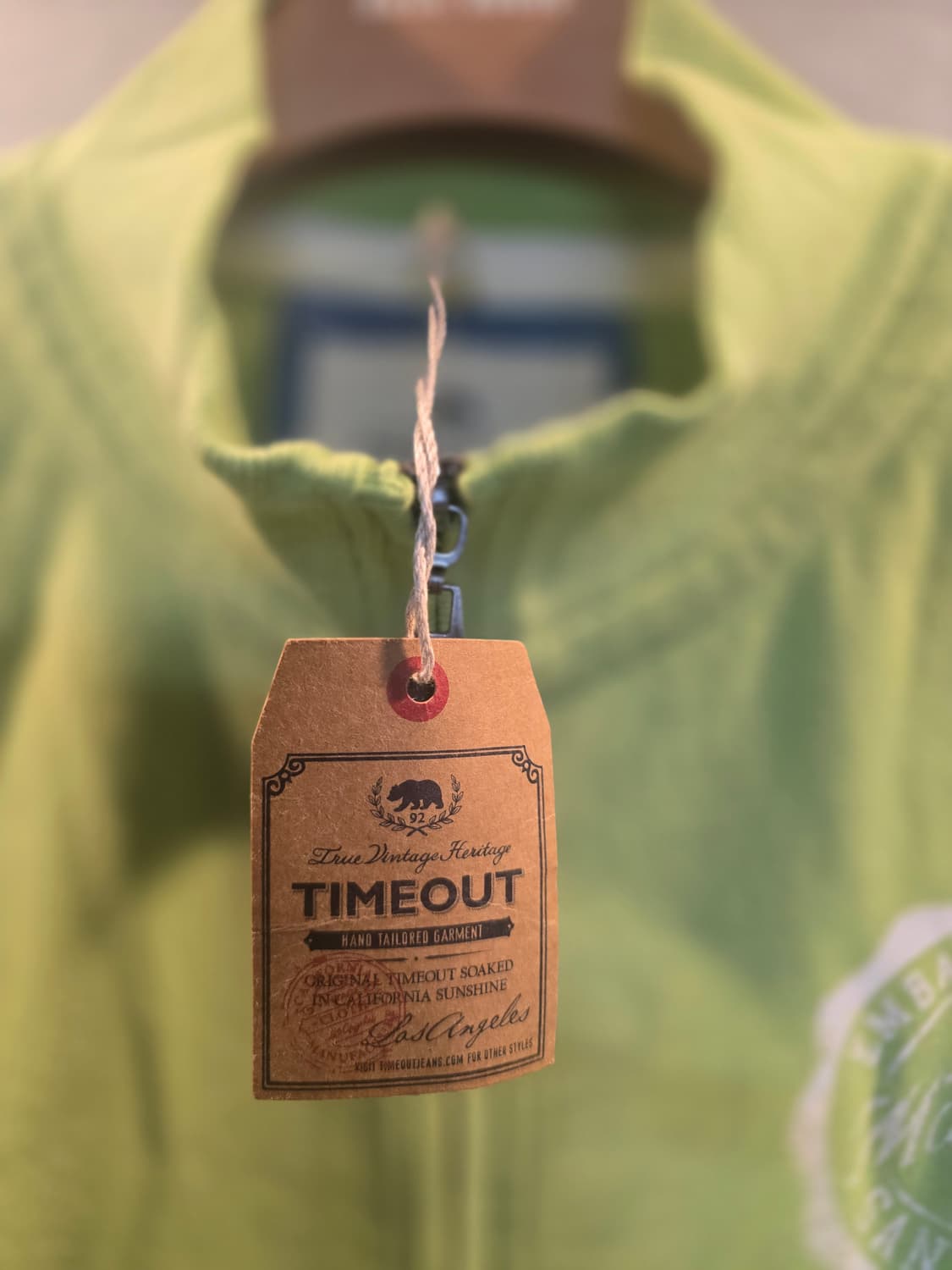 타임아웃 집업. 라임색. 미착. 상품이미지5