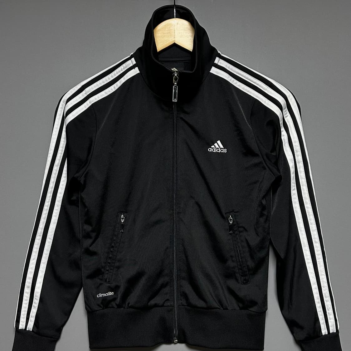 [XS]아디다스 삼선 블랙 트랙탑 져지 상품이미지1