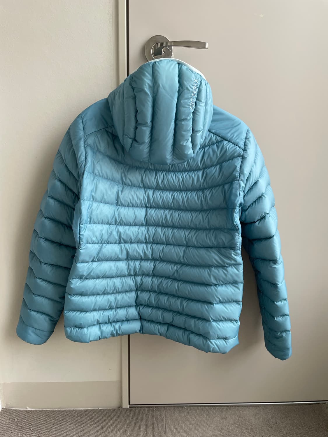 아크테릭스 세륨 후디패딩 우먼 M 상품이미지5