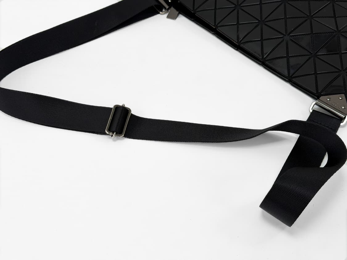 바오바오 루센트 블랙 크로스백 상품이미지8