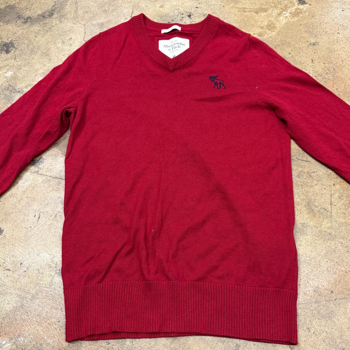 아베크롬비 버건디 레드 브이넥 니트  상품이미지3