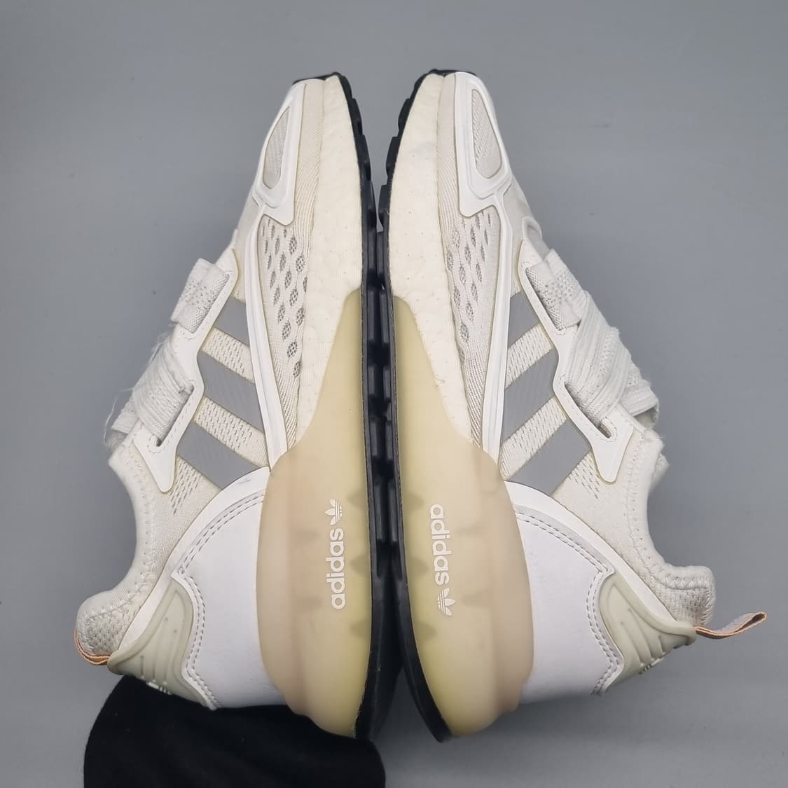 아디다스 ZX2K 여성운동화235 상품이미지5