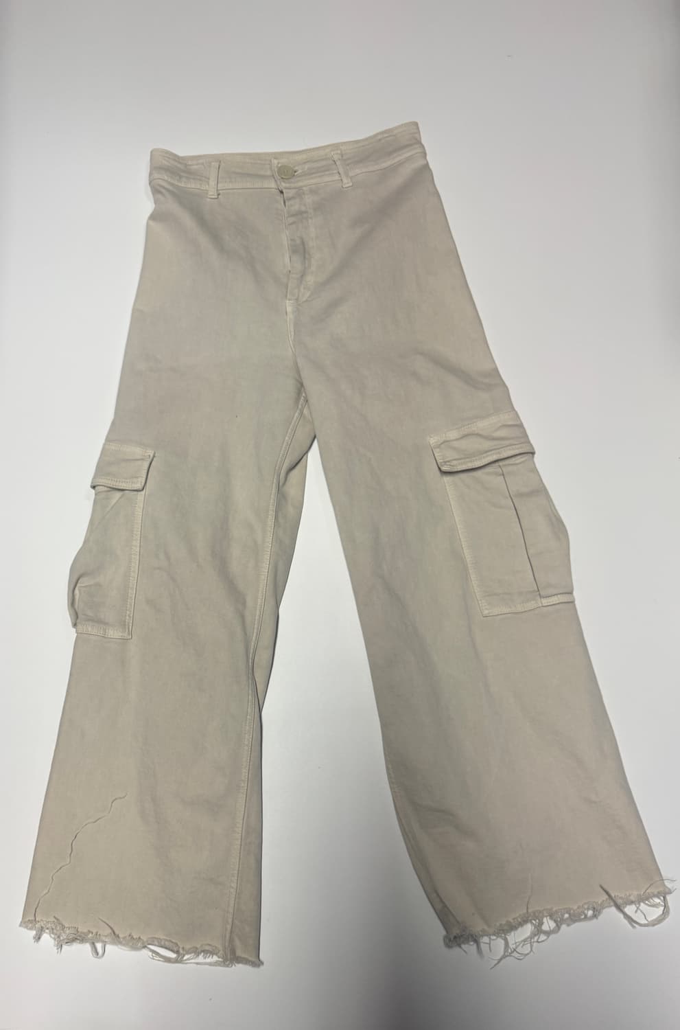 자라 ZARA 와이드핏 아이보리 카고팬츠 29.9인치 상품이미지1