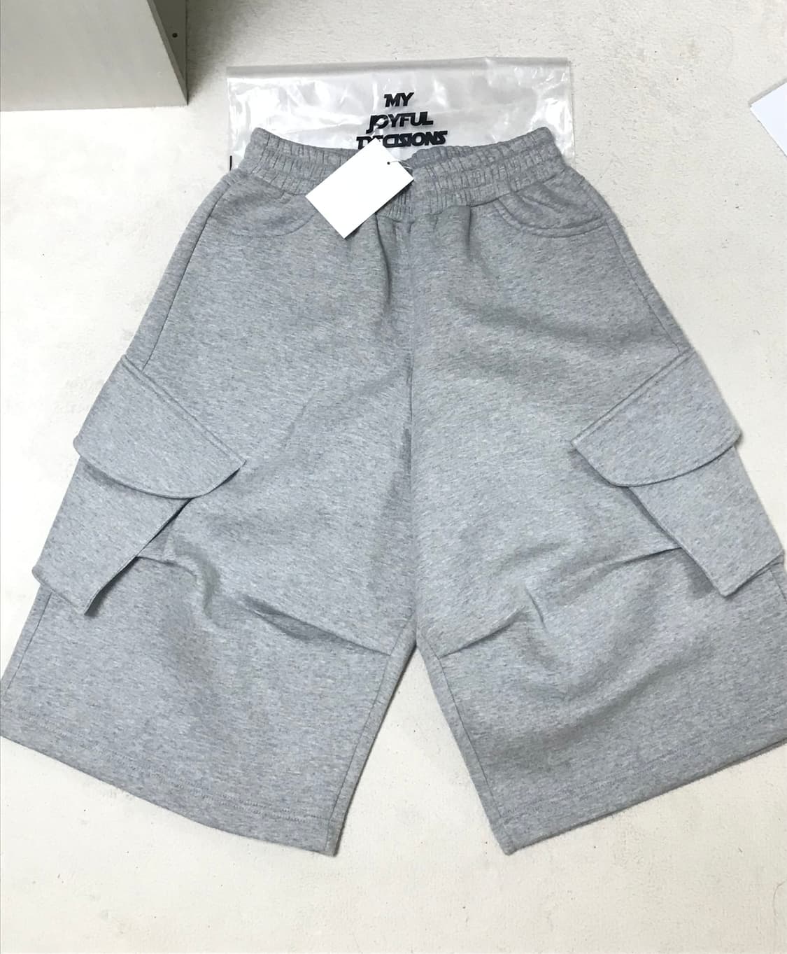 MJD x AAO wide cargo Bermuda pants Grey 상품이미지1