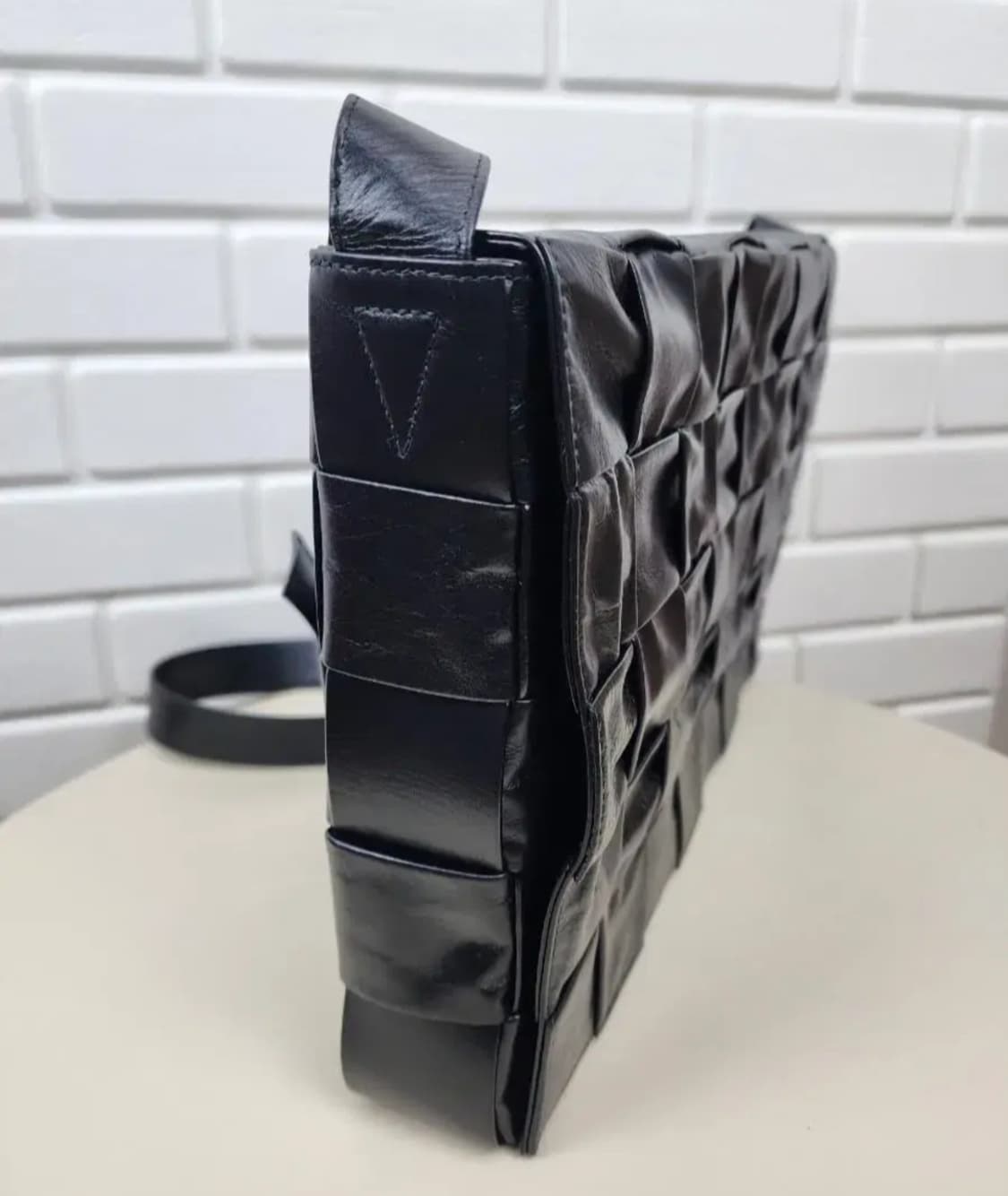 보테가베네타 맥시 카세트백 블랙 상품이미지3