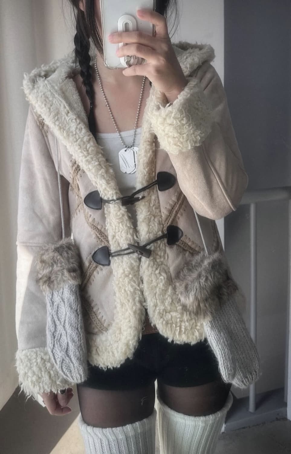 HONEYSUCKLE ROSE 빈티지 퍼 후드 무스탕 (착샷o) 상품이미지2