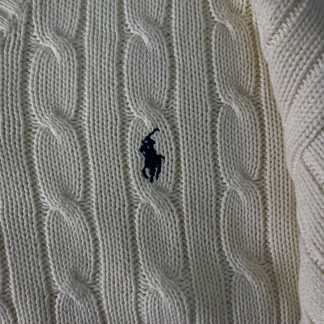 100 폴로랄프로렌 꽈배기 브이넥 니트  상품이미지3