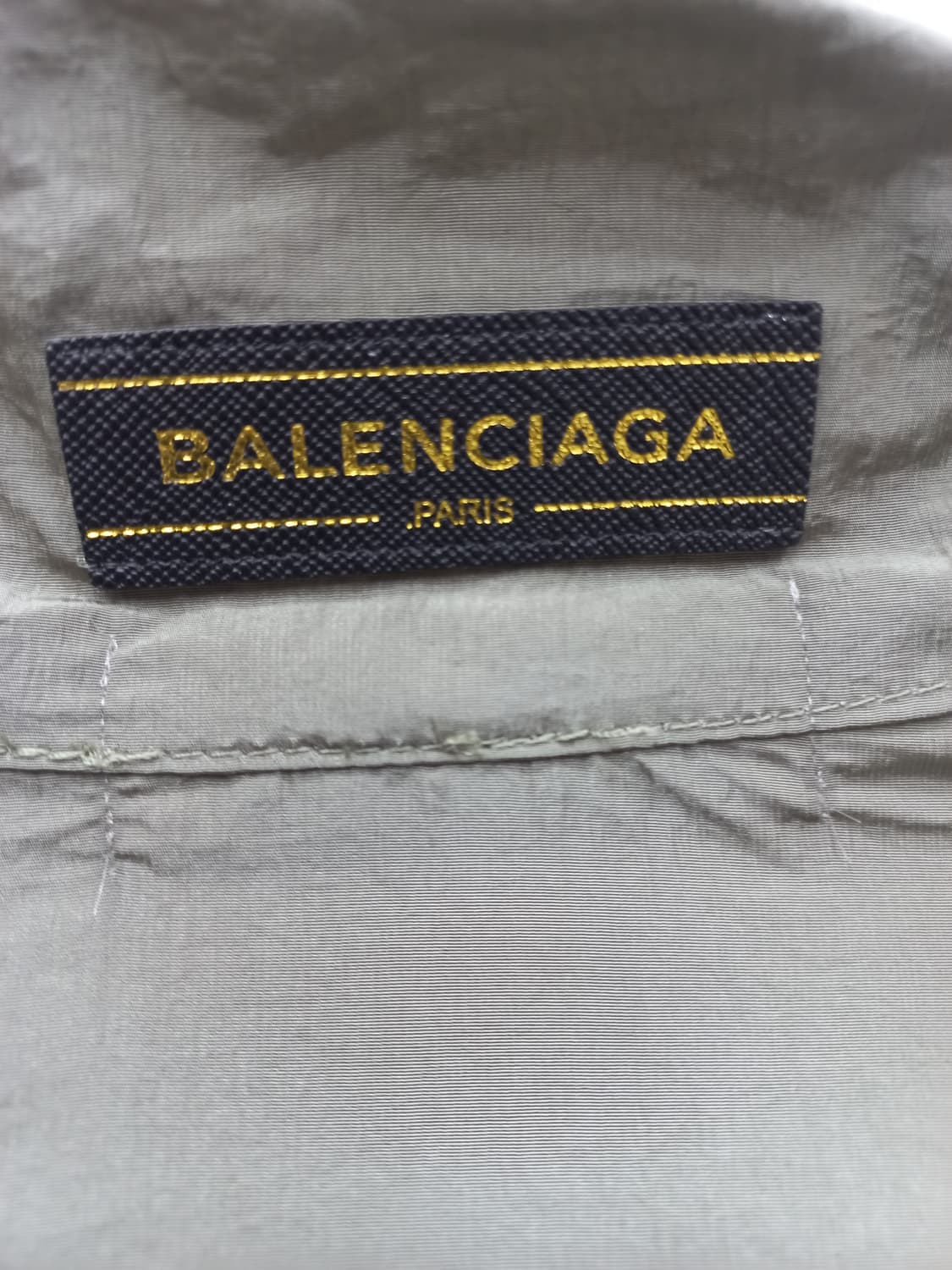 발렌시아가 반집업 올리브 그린 사이즈 남110 상품이미지5