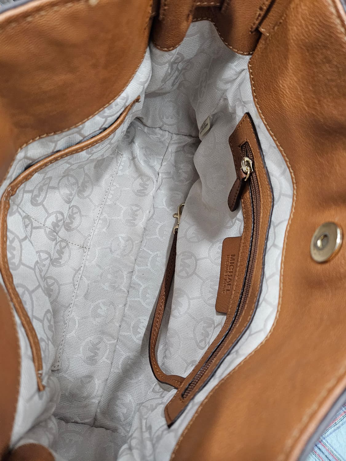 마이클코어스(Michael Kors) 해밀턴 사첼백 상품이미지5