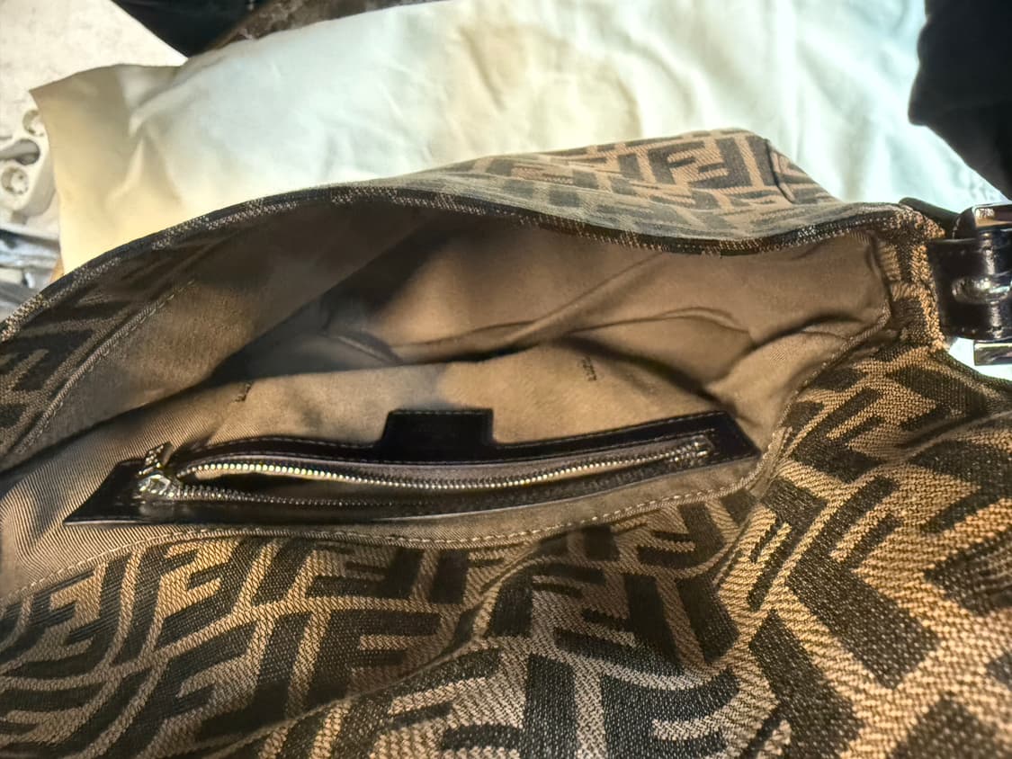 정품 펜디 주카 맘마백 팝니다 상품이미지6