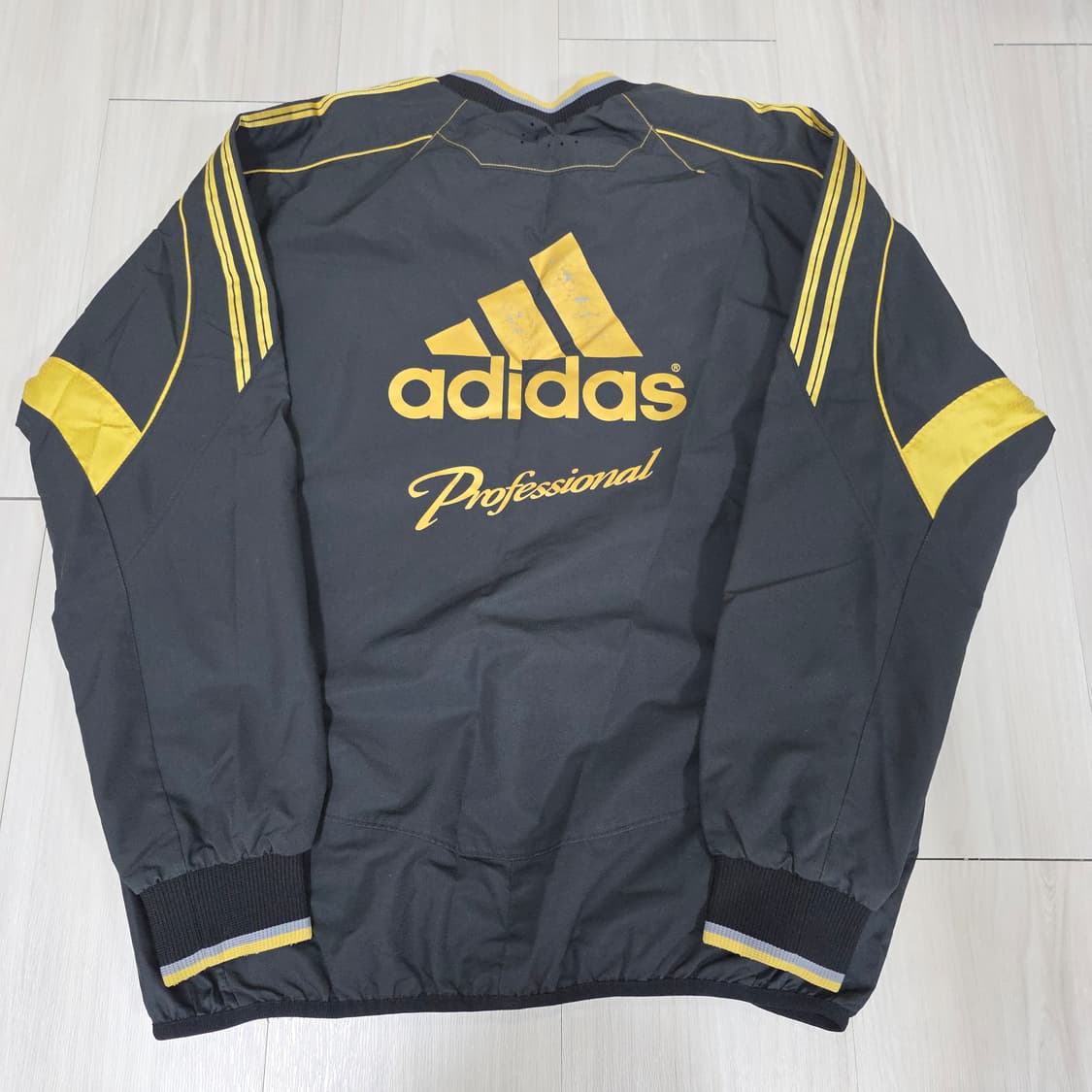 아디다스 프로페셔널 웜업 상품이미지3