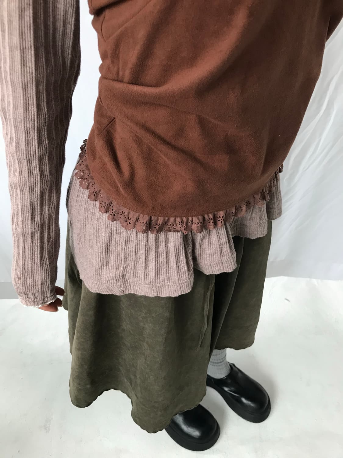 브라운 스웨이드 레이스 홀터넥 상품이미지4