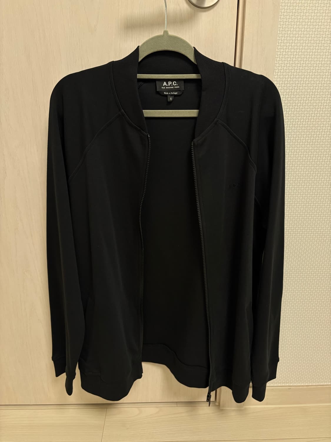 A.P.C 블랙 자켓 상품이미지1