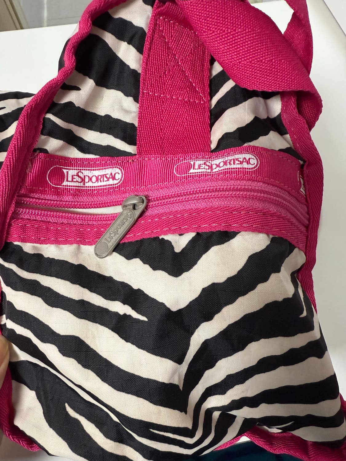 레스포삭 지브라패턴 보스턴백 핫핑크 상품이미지3