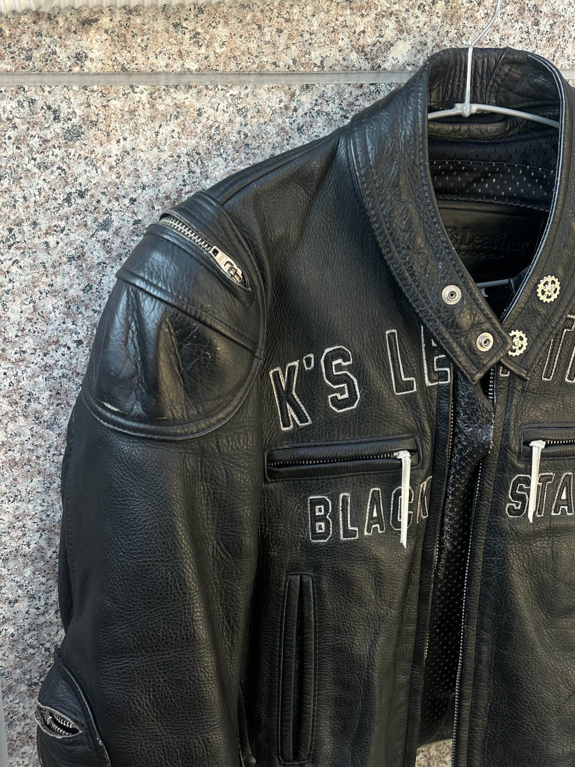 KADOYA 카도야 블랙 레더 레이싱 자켓 스타 패치 상품이미지2