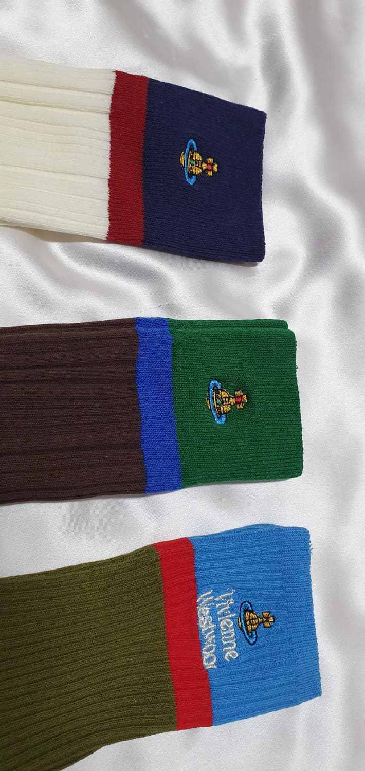 올리브 크림베이지 브라운 블루 네이비 그린 레드 비비안웨스트우드 양말 상품이미지6