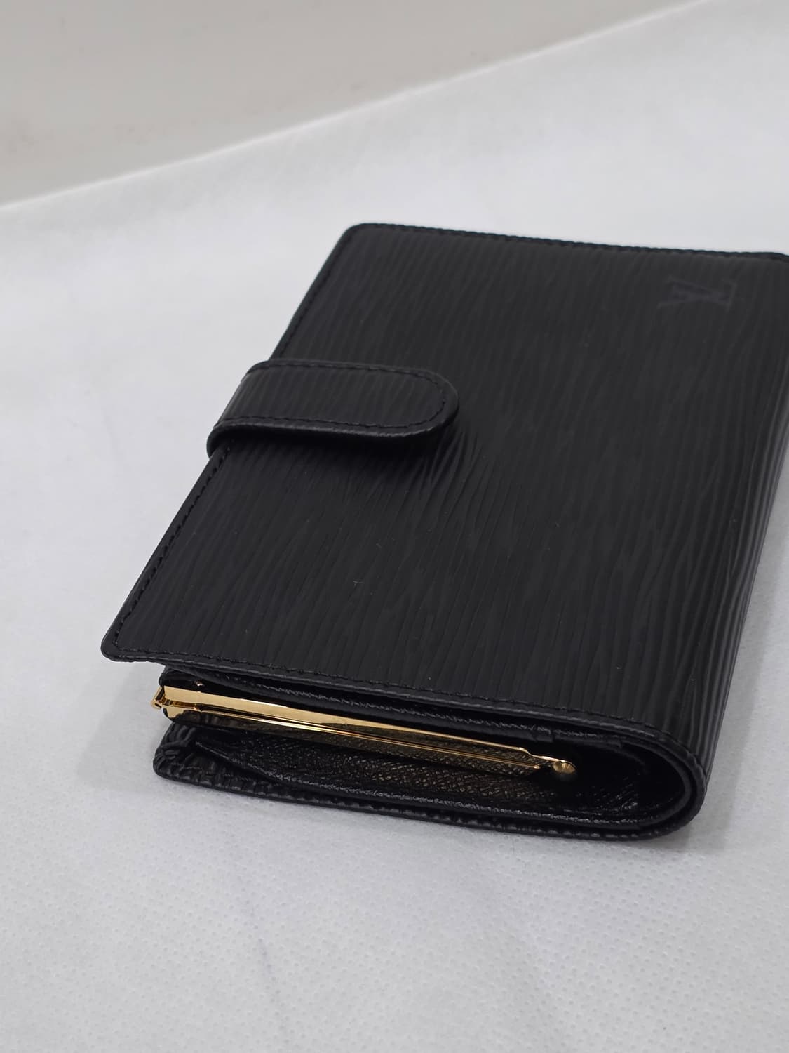 루이비통 에삐 프렌치퍼스 반지갑 검정  상품이미지5